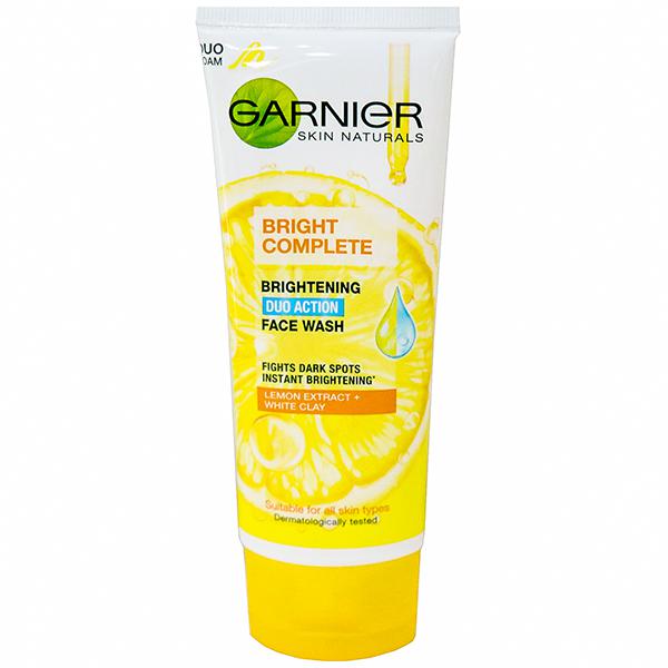 GARNIER Bright Complete BRIGHTENING DUO ACTION , 100g Face Wash  (100 g)