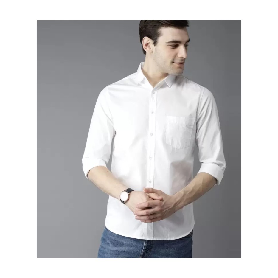 Men Slim Fit Solid Spread Collar Casual Shirt